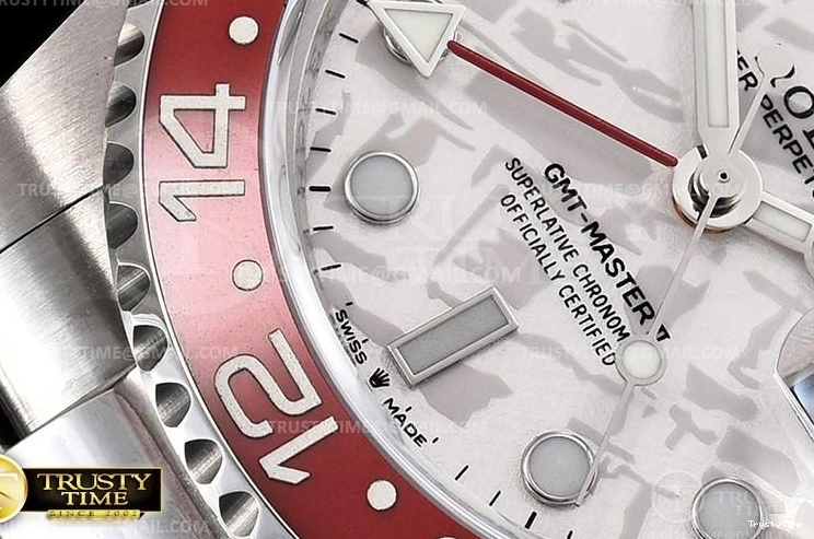 0325 ROLGMT166 – GMT II Snug 977